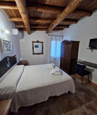 B&B Helios San Teodoro
